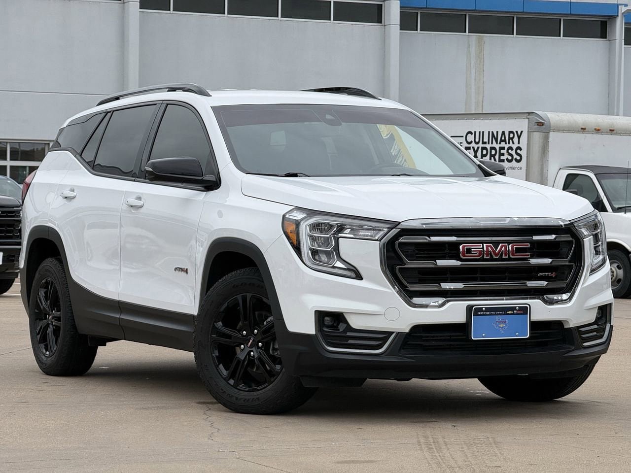 Certified 2024 GMC Terrain AT4 AWD/4WD image 2