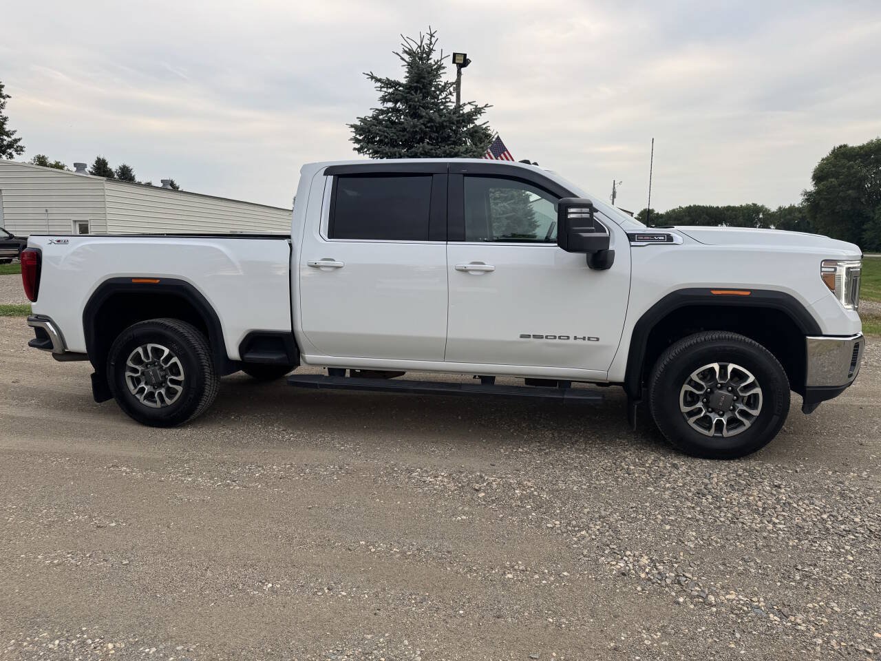 Used 2022 GMC Sierra 2500 SLE w/ X31 Off-Road Package AWD/4WD image 13