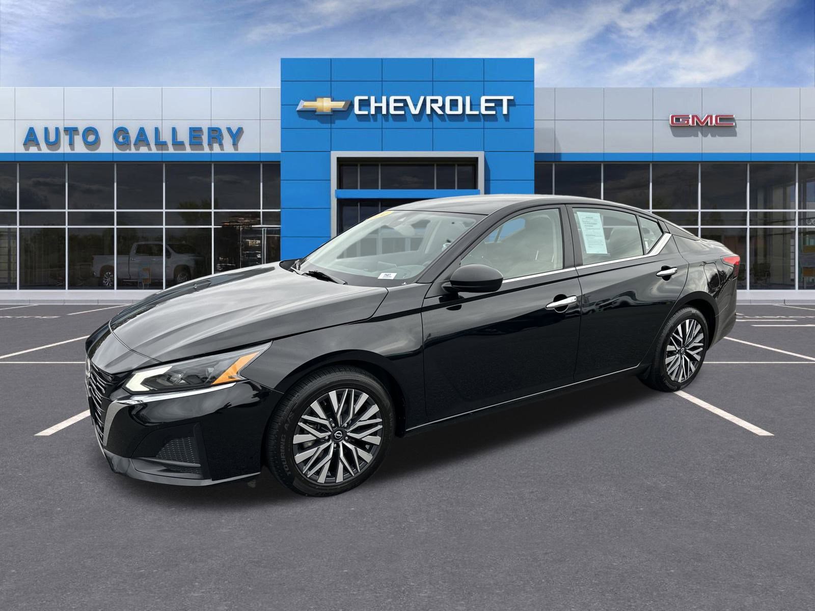 Used 2024 Nissan Altima 2.5 SV