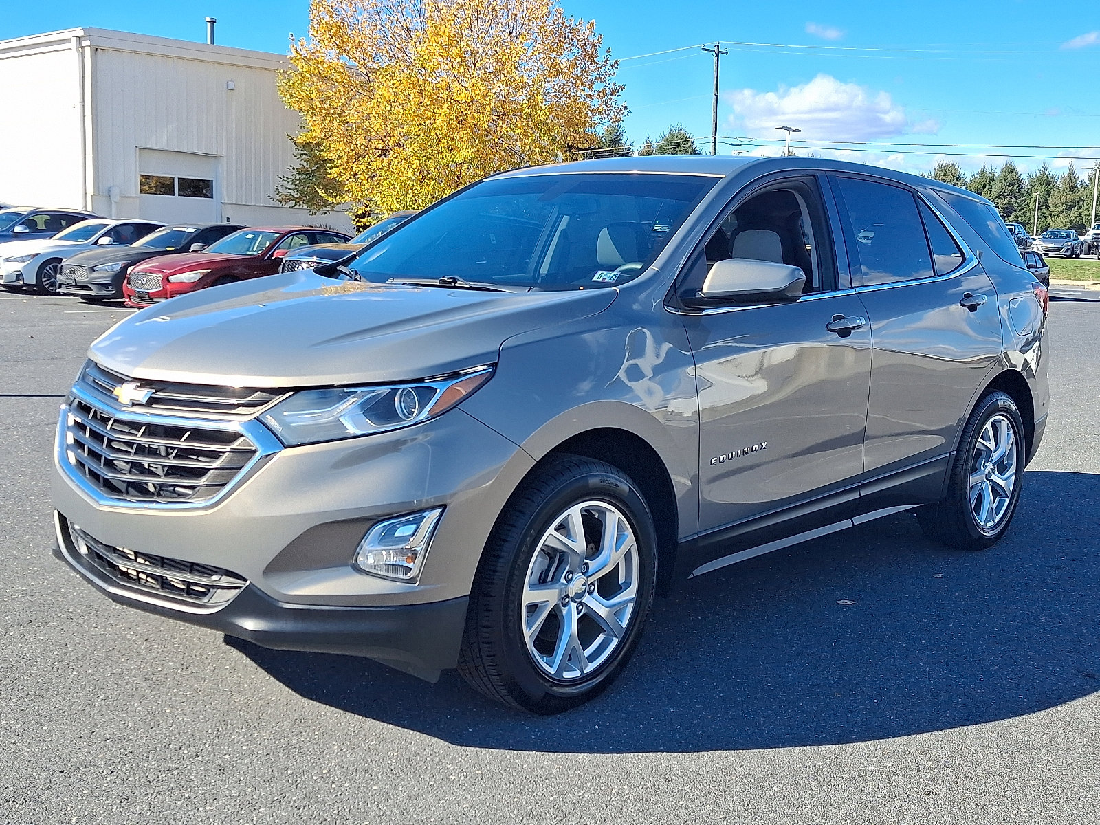 Used 2018 Chevrolet Equinox LT image 3