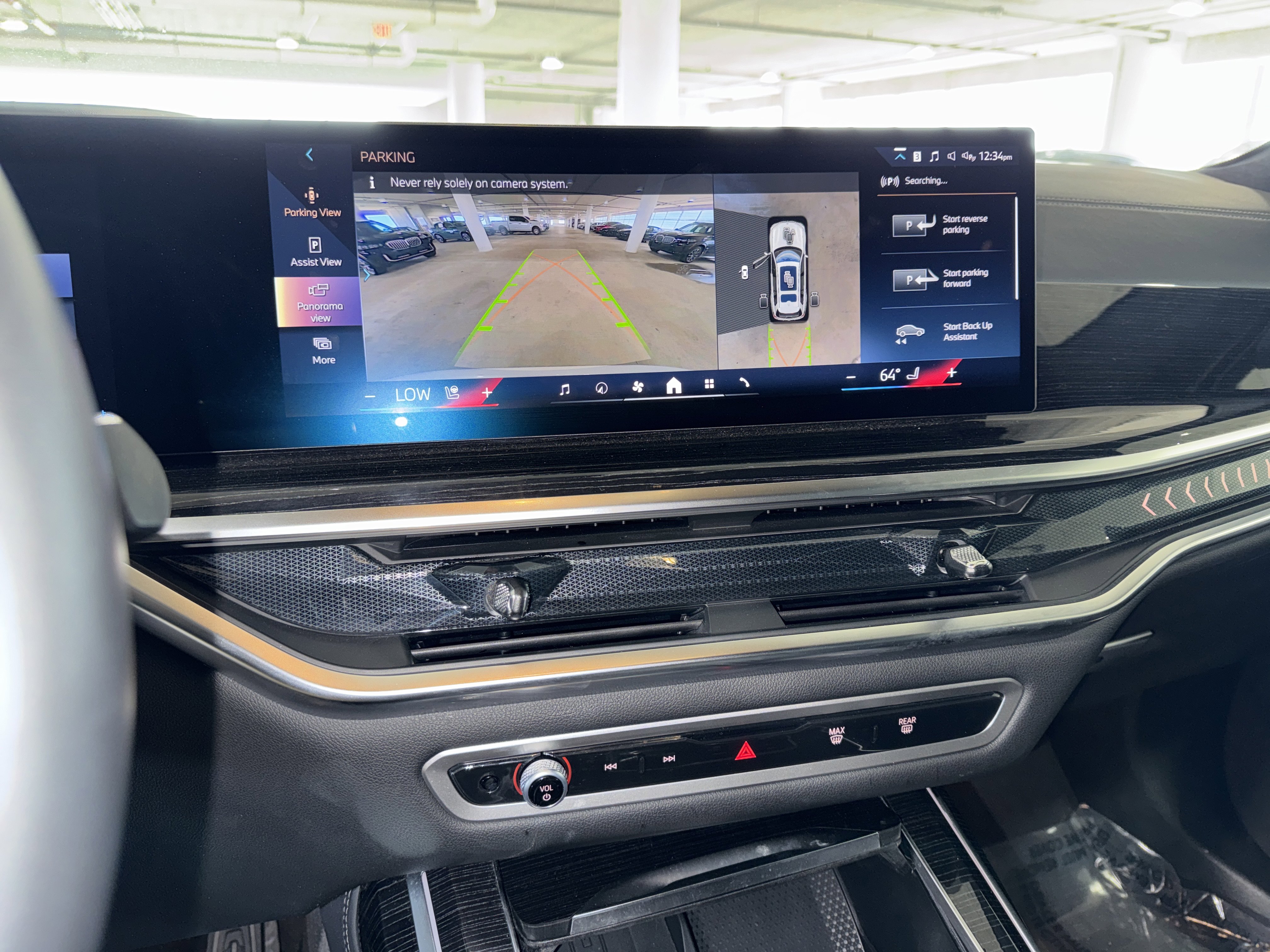 Used 2026 BMW X7 xDrive40i image 28