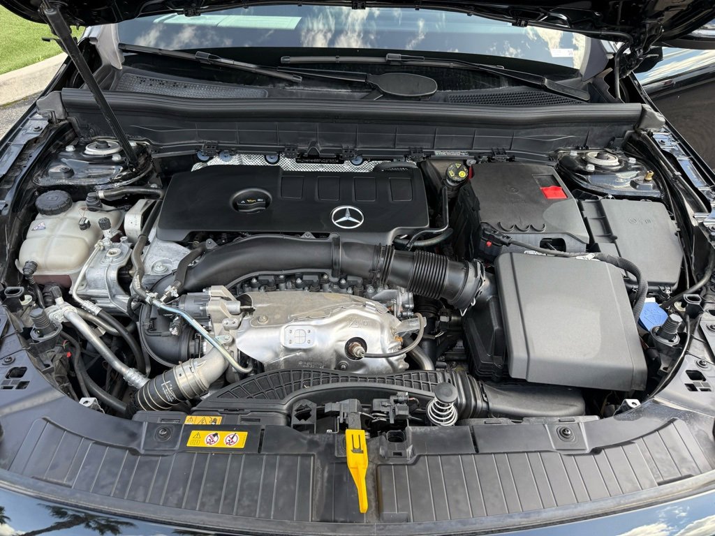 Certified 2023 Mercedes-Benz GLB 250 4MATIC image 15
