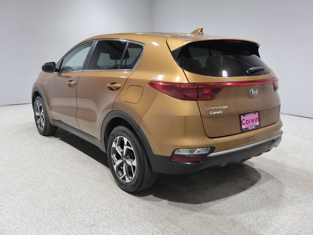 Used 2020 Kia Sportage LX AWD/4WD image 5