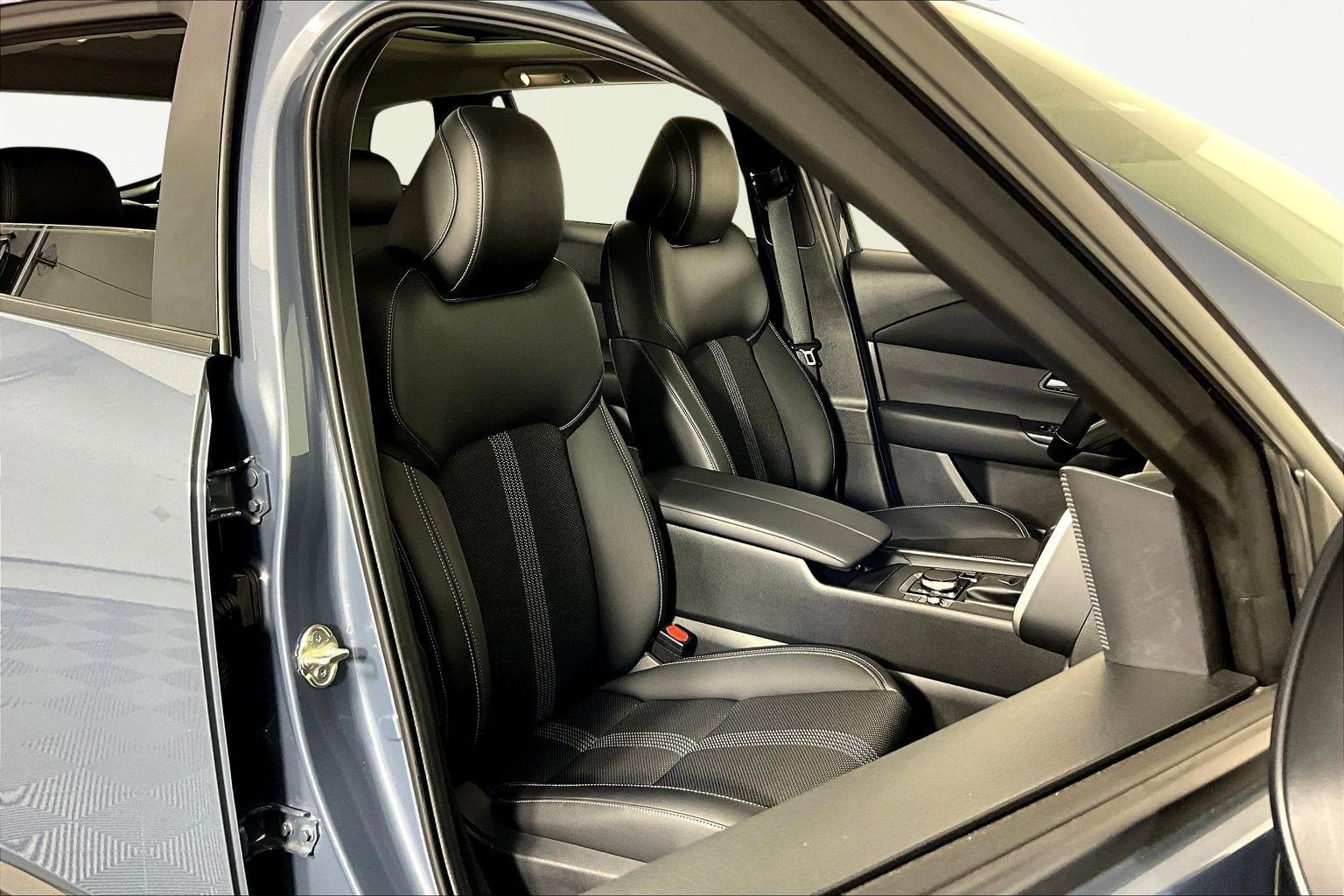 Used 2023 MAZDA CX-50 2.5 S w/ Preferred Plus Pkg image 30