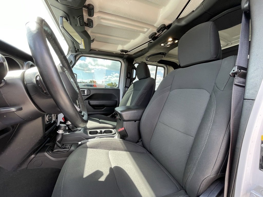 Used 2022 Jeep Gladiator Sport image 21