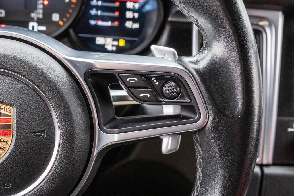 Used 2017 Porsche Macan GTS image 28