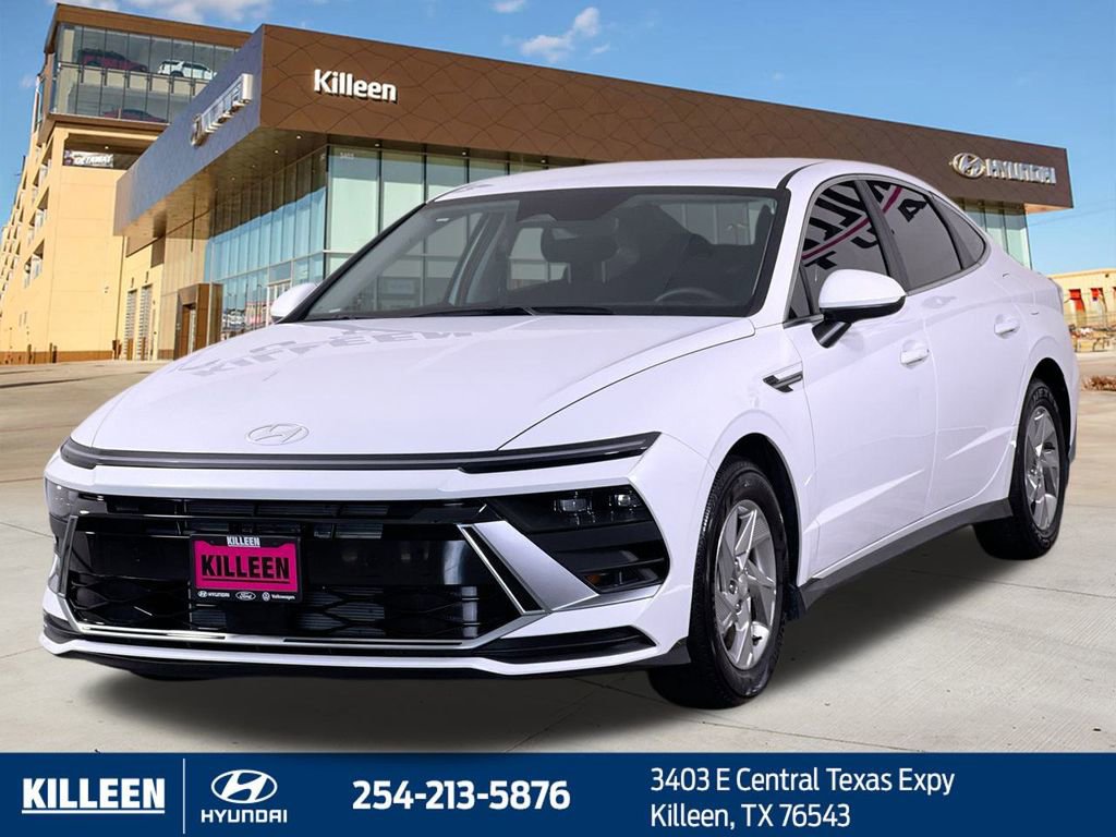 Used 2025 Hyundai Sonata SE image 4