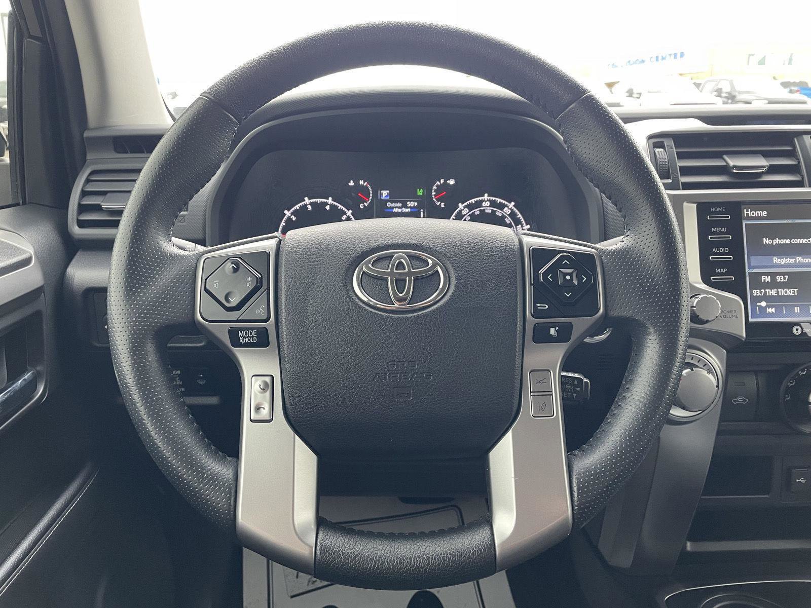 Used 2022 Toyota 4Runner SR5 Premium image 12