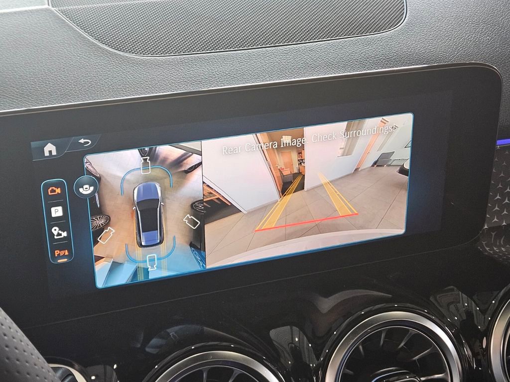 New 2026 Mercedes-Benz GLB 35 AMG 4MATIC image 21