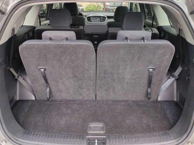 Used 2019 Kia Sorento LX image 26