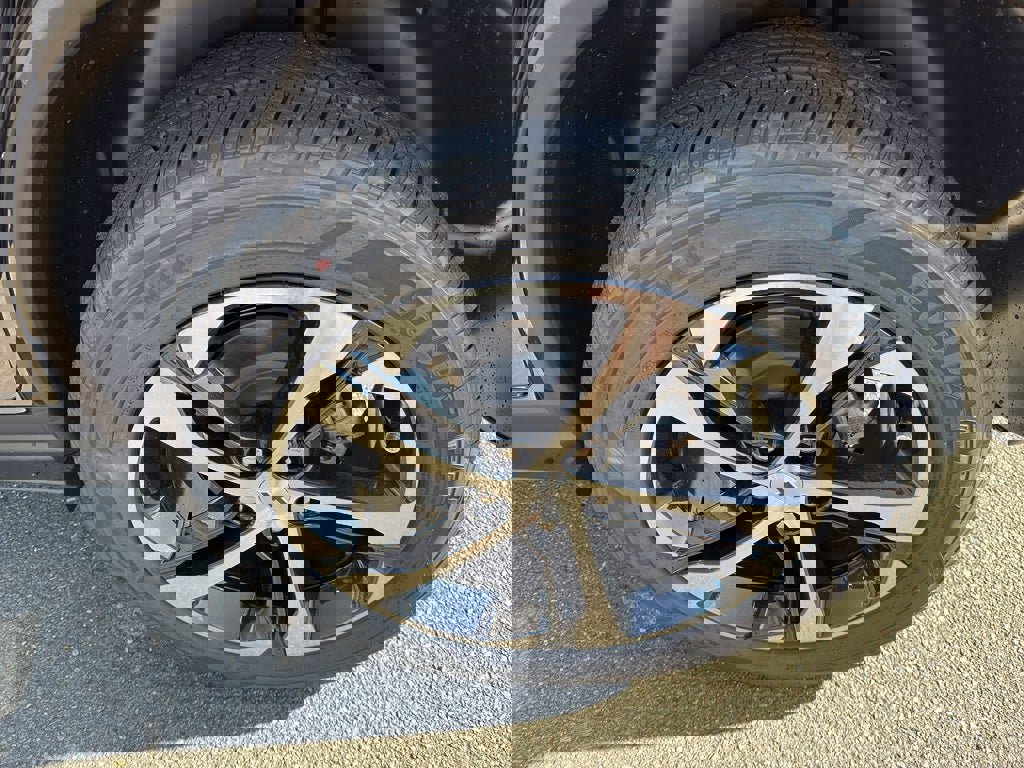 New 2026 Chevrolet Trax RS w/ Sunroof Package image 27