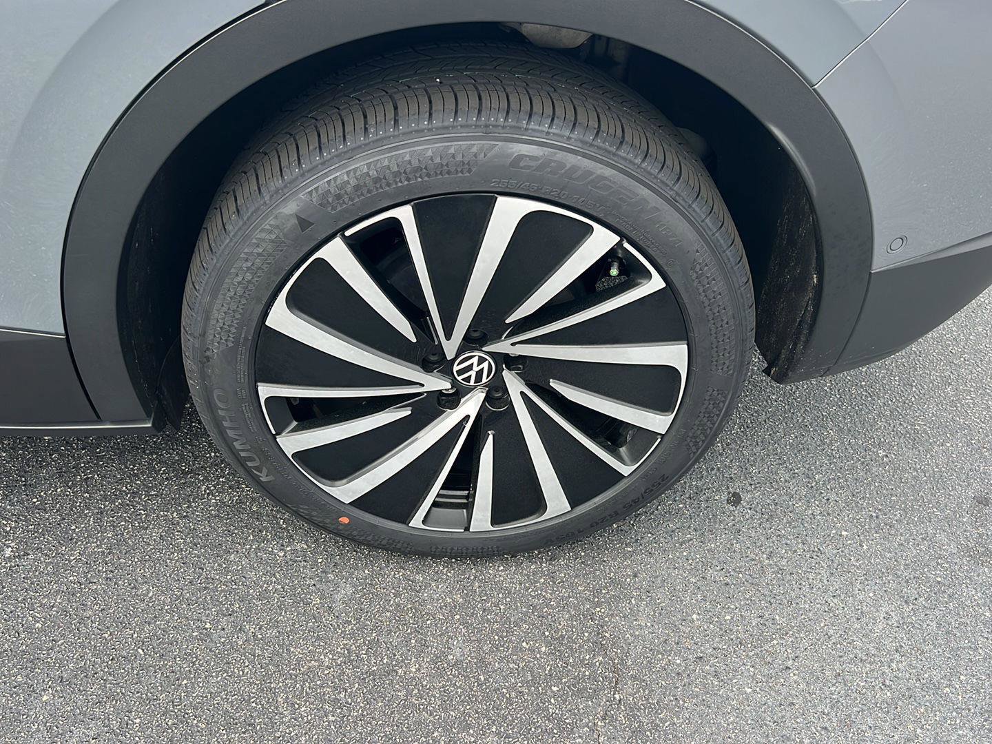 Used 2023 Volkswagen ID.4 Pro S Plus image 39