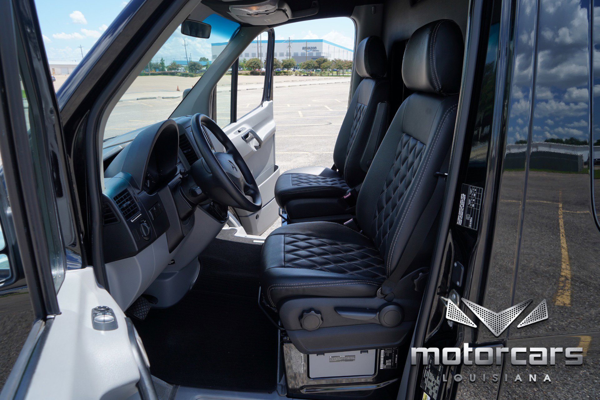 Used 2015 Mercedes-Benz Sprinter 3500 image 25