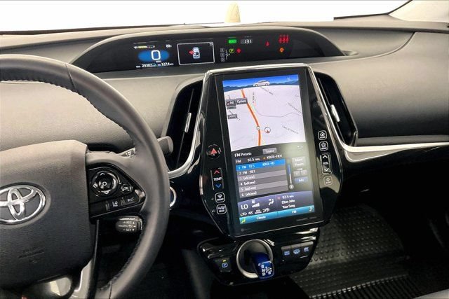 Used 2022 Toyota Prius Prime XLE FWD image 5