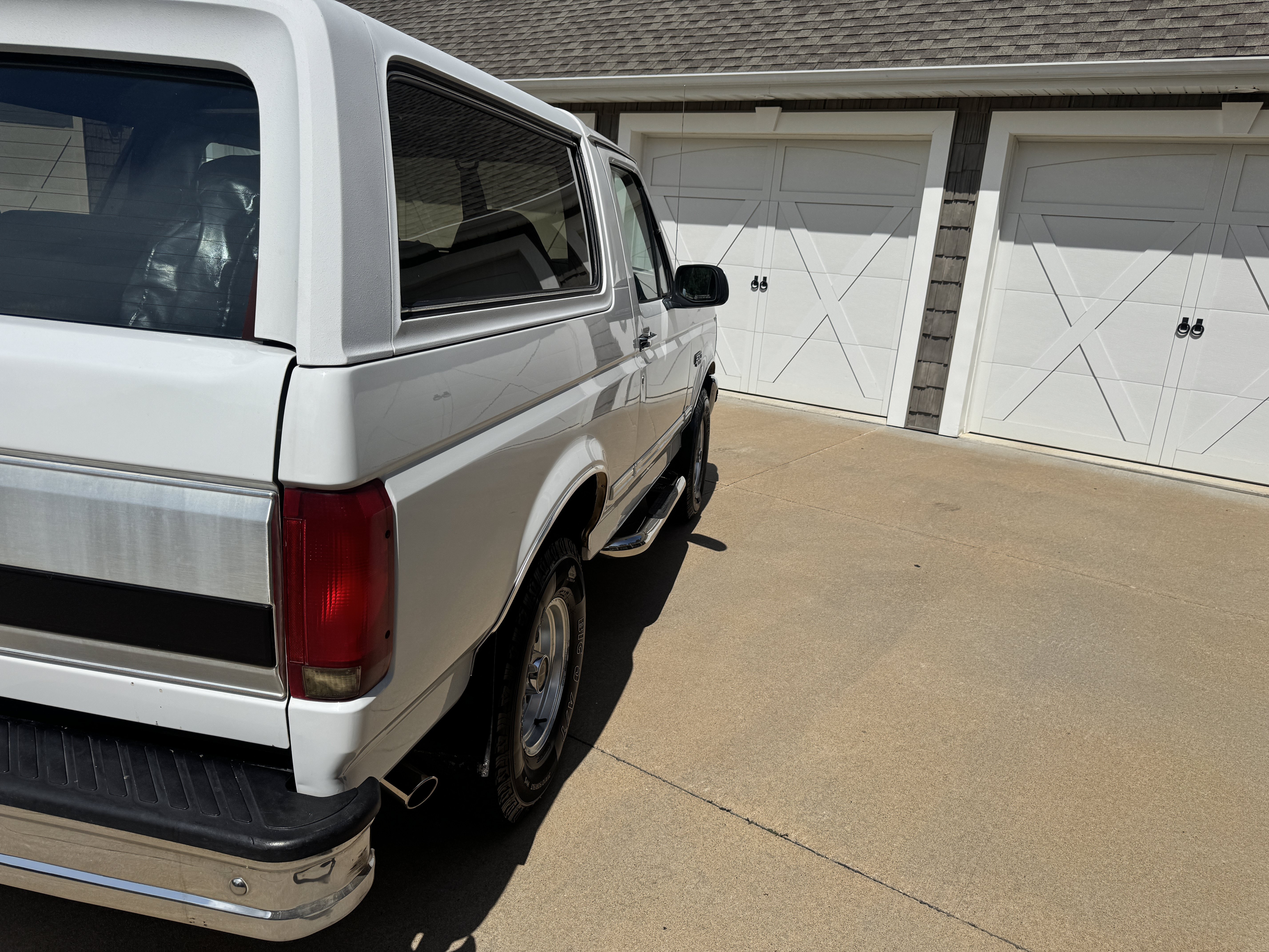 Used 1993 Ford Bronco XLT AWD/4WD image 40