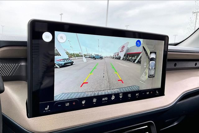 Used 2025 Ford Maverick Lariat AWD/4WD image 13