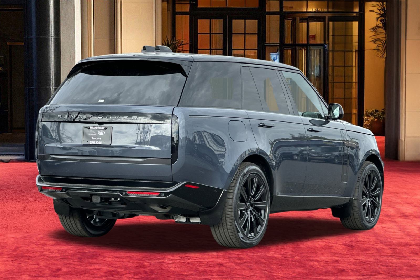 New 2026 Land Rover Range Rover SE image 10