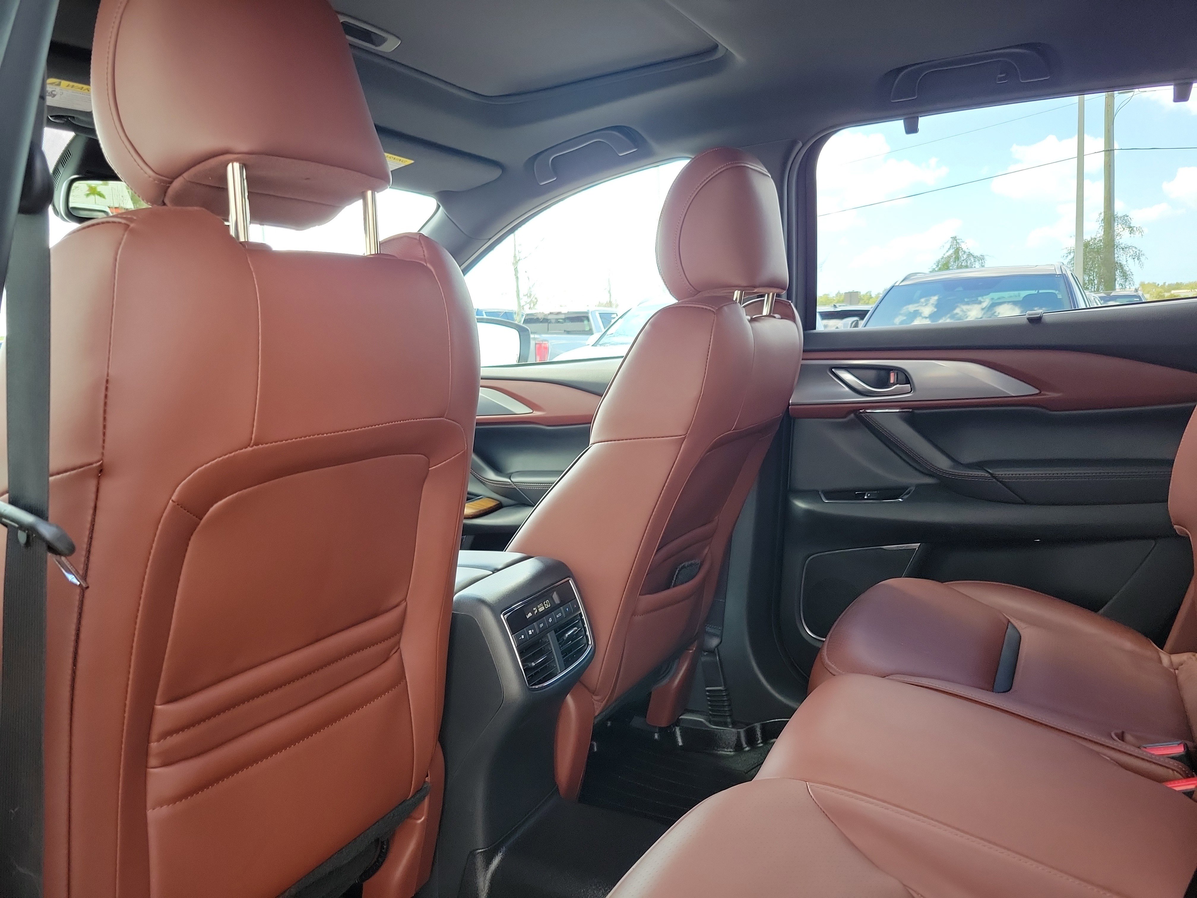 Used 2017 MAZDA CX-9 Signature image 15