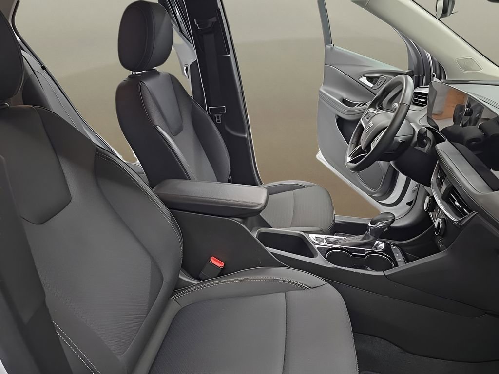 Used 2025 Buick Encore GX Preferred FWD image 20