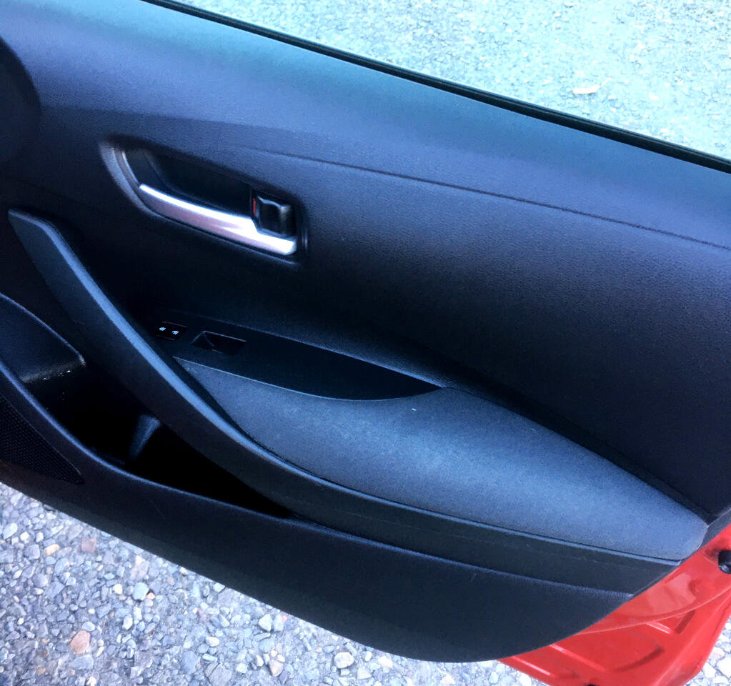 Used 2020 Toyota Corolla LE image 14