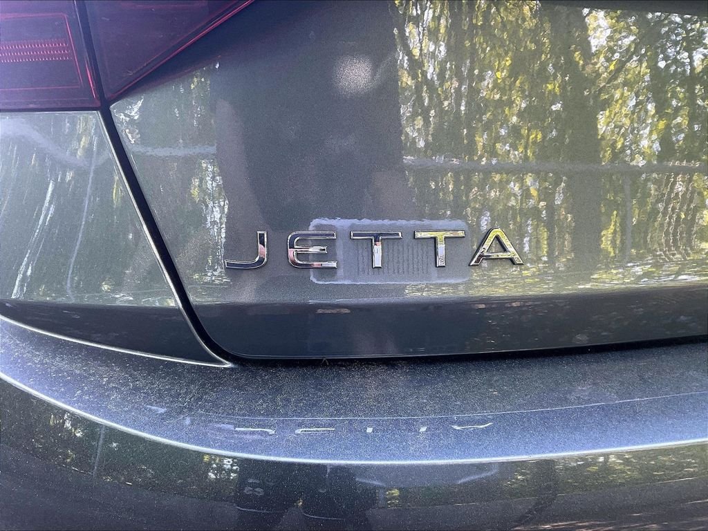 Certified 2023 Volkswagen Jetta S FWD image 27