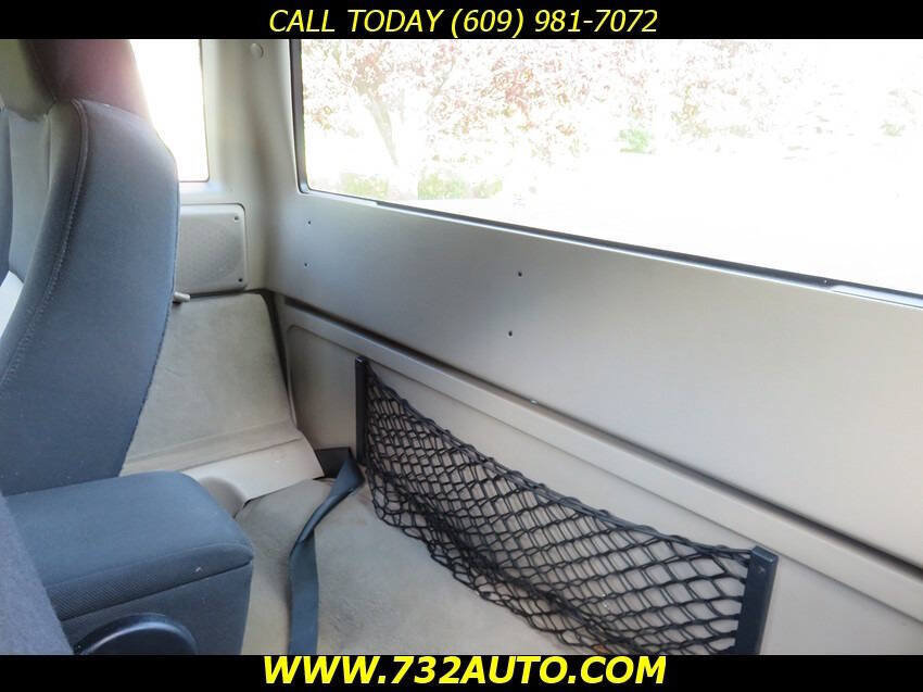 Used 2005 Ford Ranger XLT AWD/4WD image 9