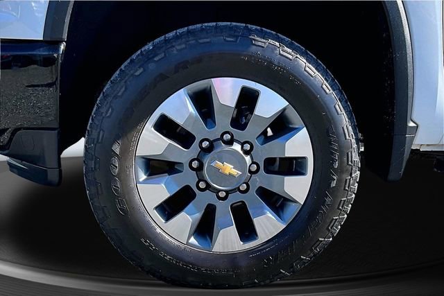 Used 2023 Chevrolet Silverado 2500 Custom w/ Infotainment Package image 30