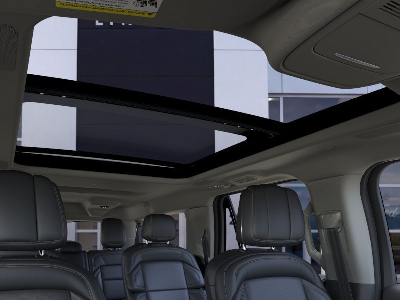 New 2026 Lincoln Navigator L Reserve AWD/4WD image 22