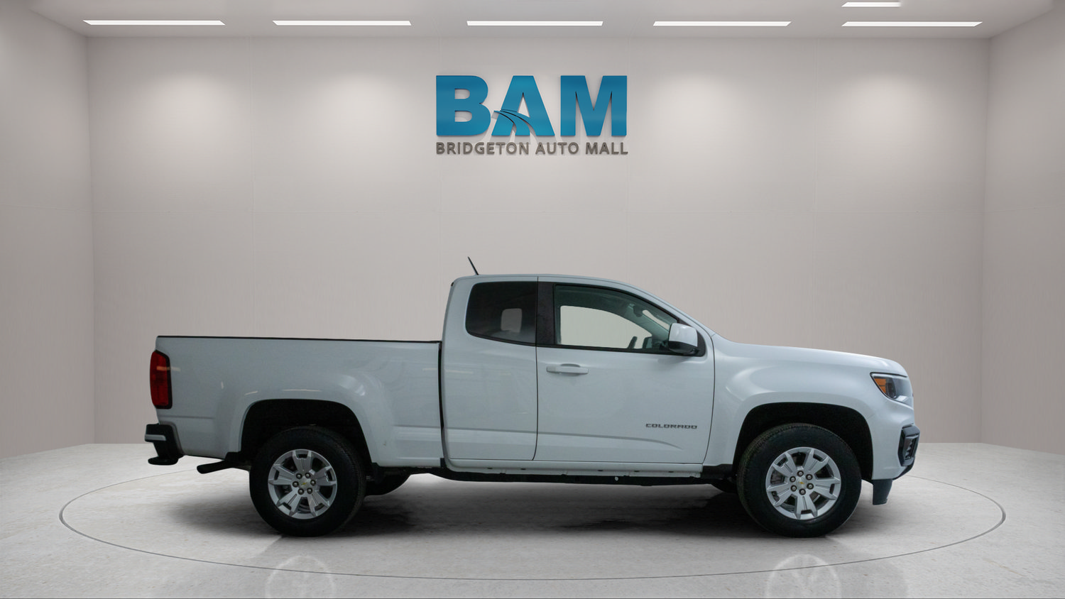 Used 2022 Chevrolet Colorado LT w/ Fleet Safety Package RWD image 8