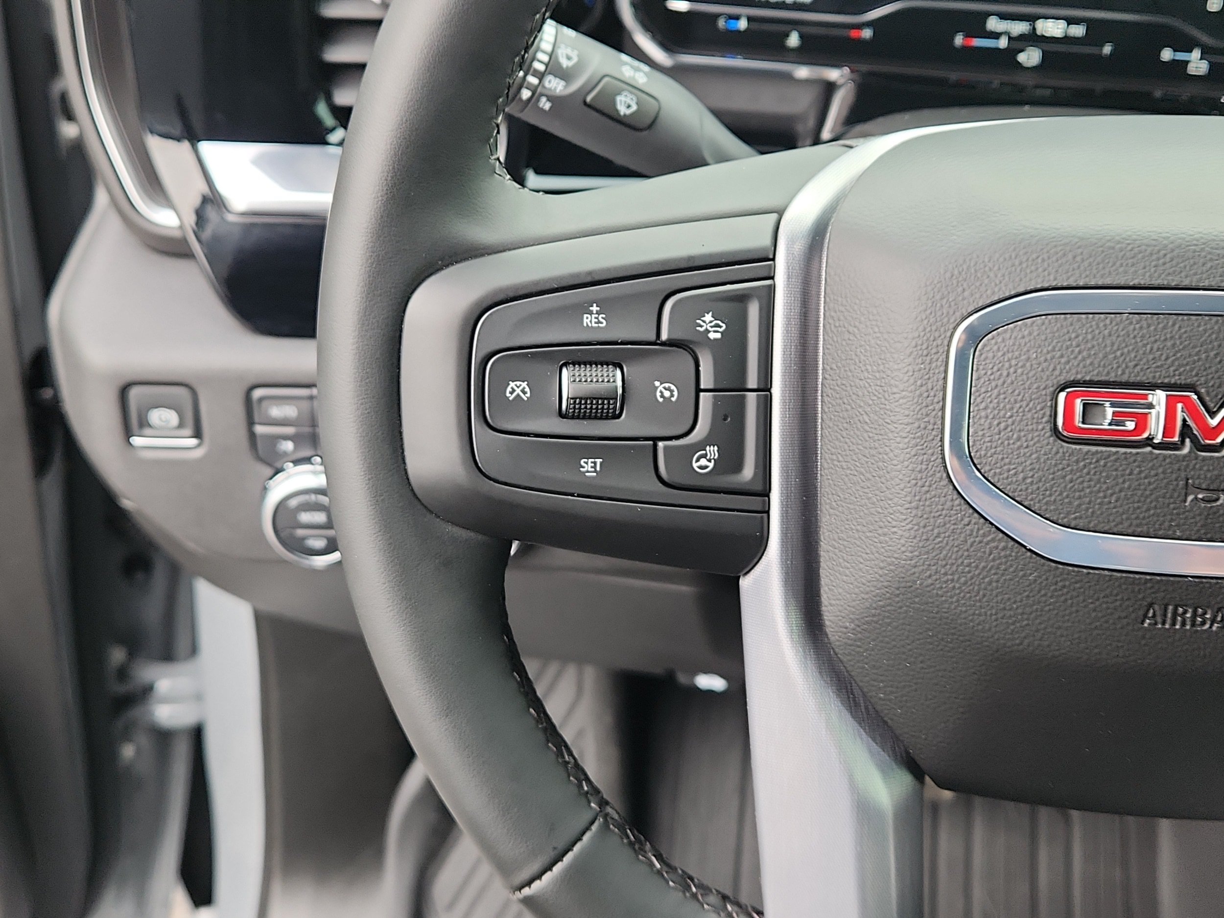 Used 2024 GMC Sierra 1500 Elevation w/ LPO, Elevation Black Package AWD/4WD image 14