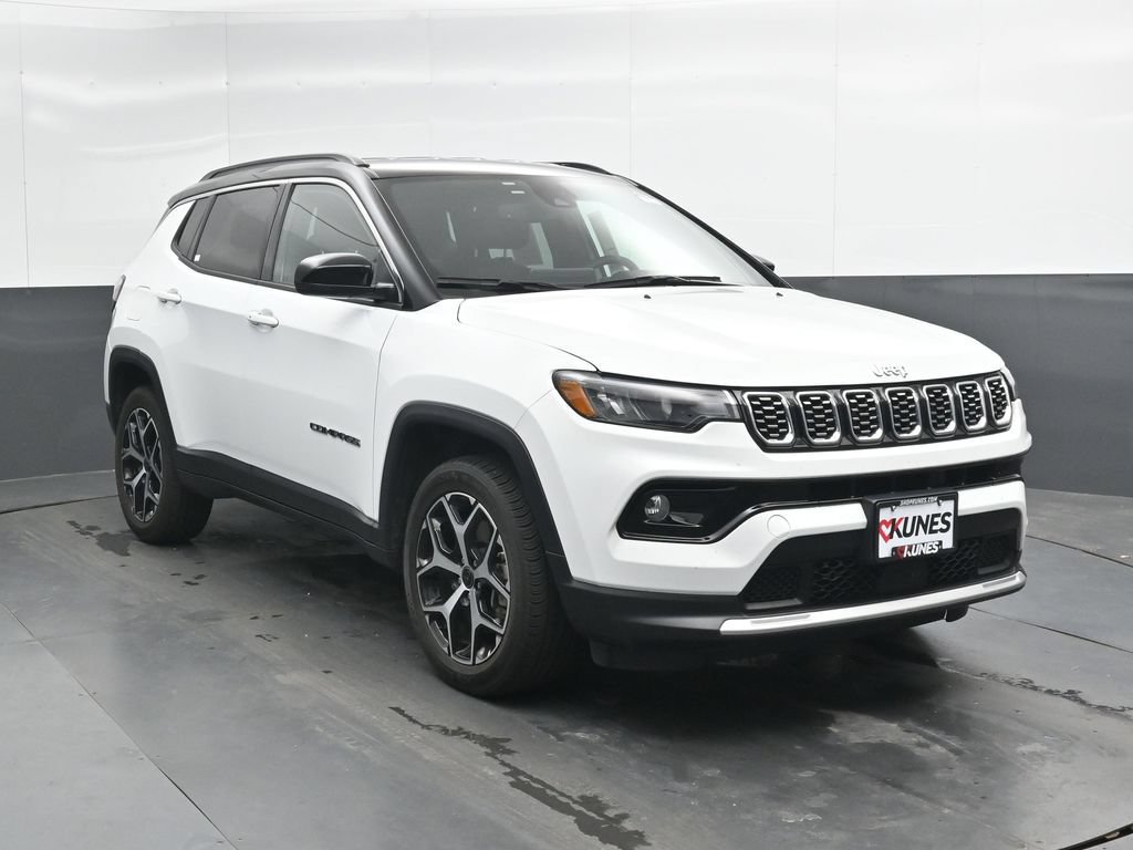 Used 2025 Jeep Compass Limited AWD/4WD image 5