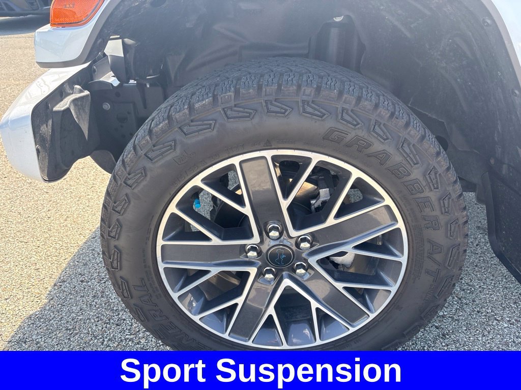 Used 2024 Jeep Wrangler High Altitude AWD/4WD image 12