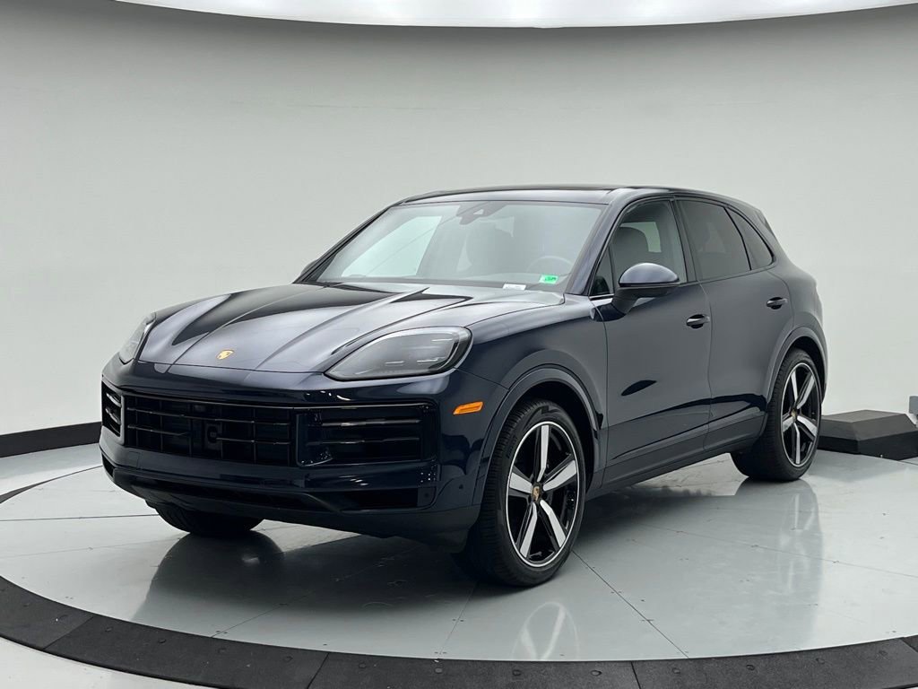 Used 2025 Porsche Cayenne image 1