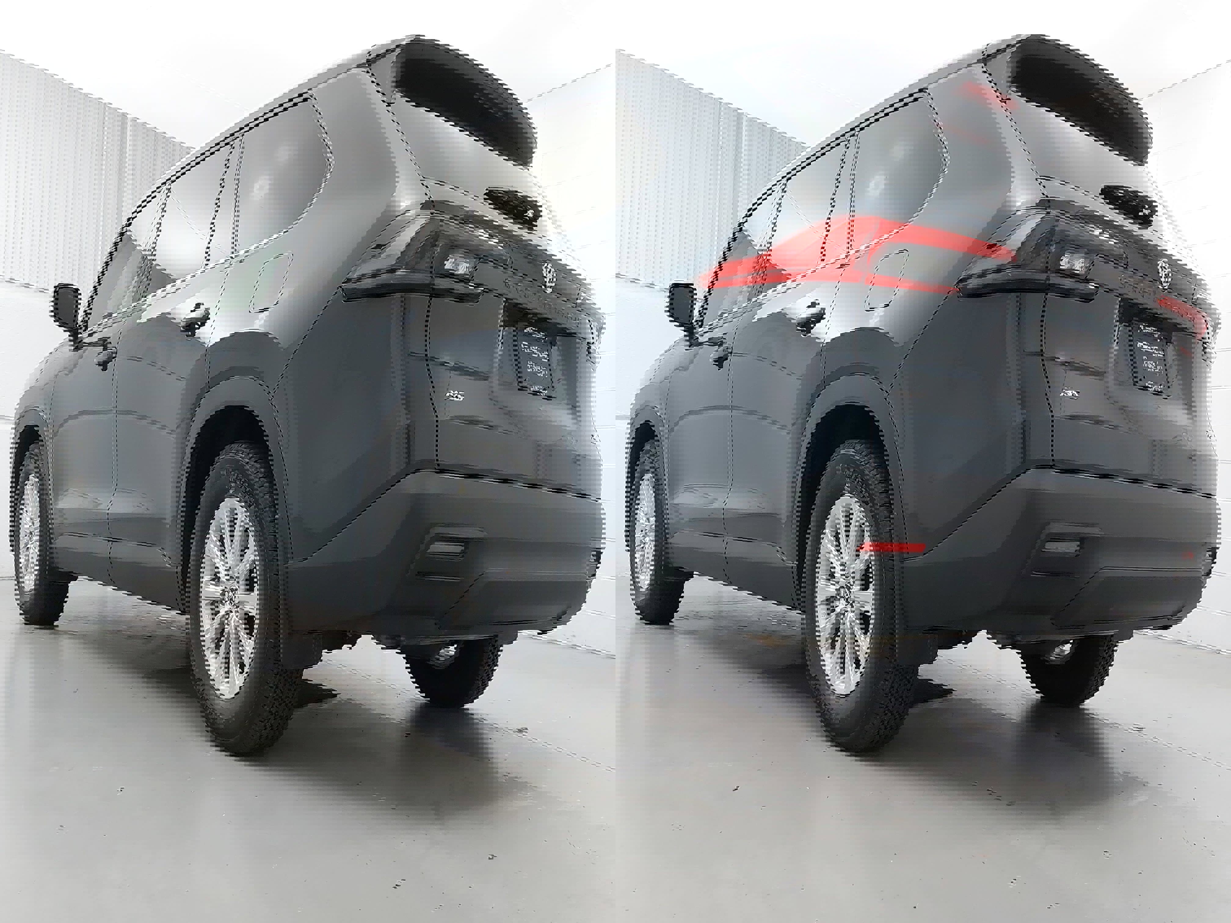 Used 2024 Toyota Grand Highlander AWD image 3