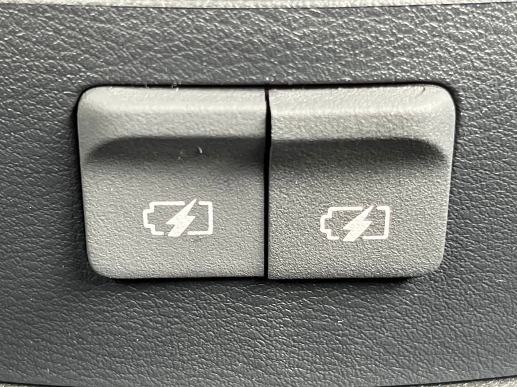 New 2025 Nissan Kicks Play S image 30