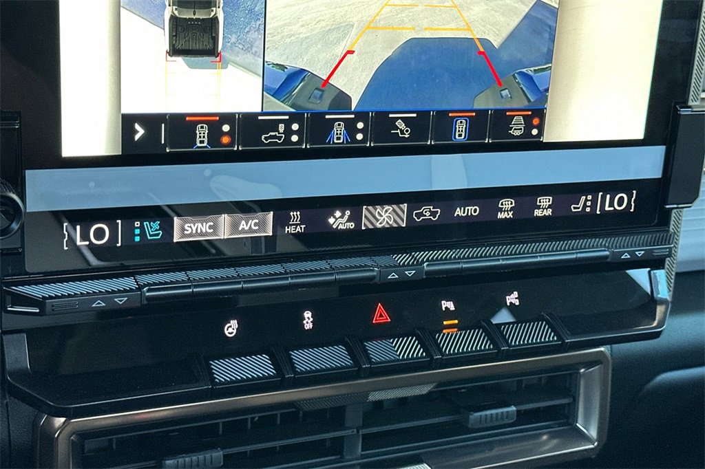 New 2025 GMC Hummer EV 3X w/ Battery Pack, 24 Module Pack image 17