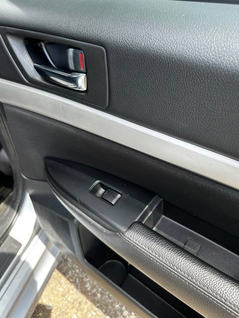 Used 2012 Subaru Legacy 2.5i Premium AWD/4WD image 18
