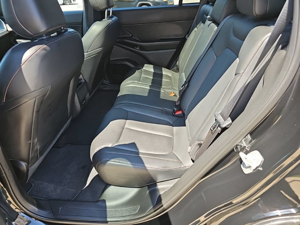 Certified 2026 Jeep Cherokee Limited AWD/4WD image 18