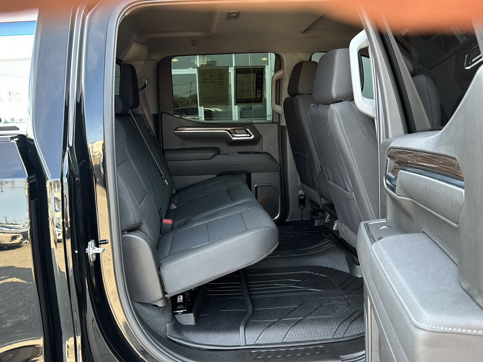 Certified 2025 Chevrolet Silverado 1500 LT w/ All Star Edition Plus AWD/4WD image 19