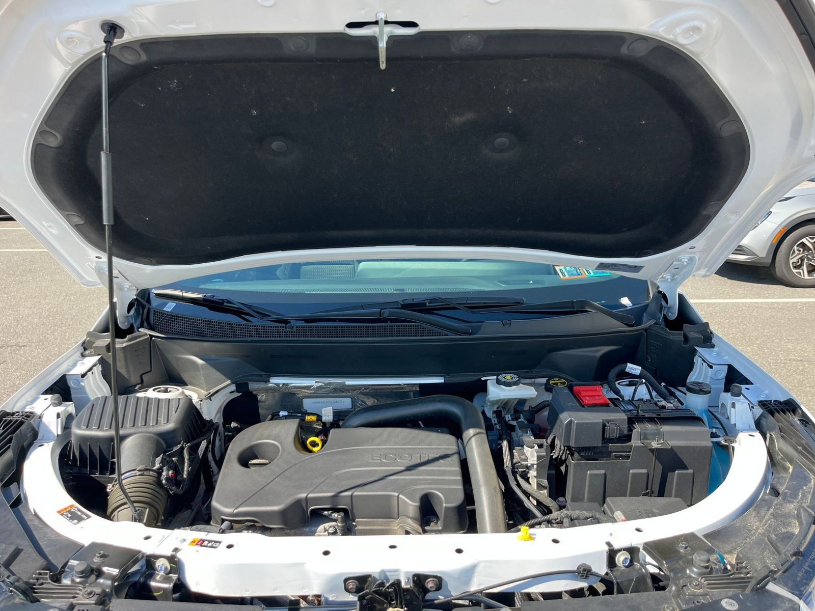 Used 2025 Chevrolet Equinox LT FWD image 32
