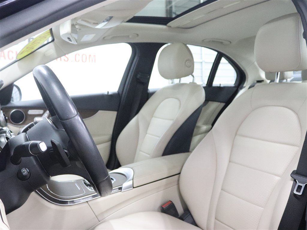 Used 2020 Mercedes-Benz C 300 4MATIC Sedan image 13
