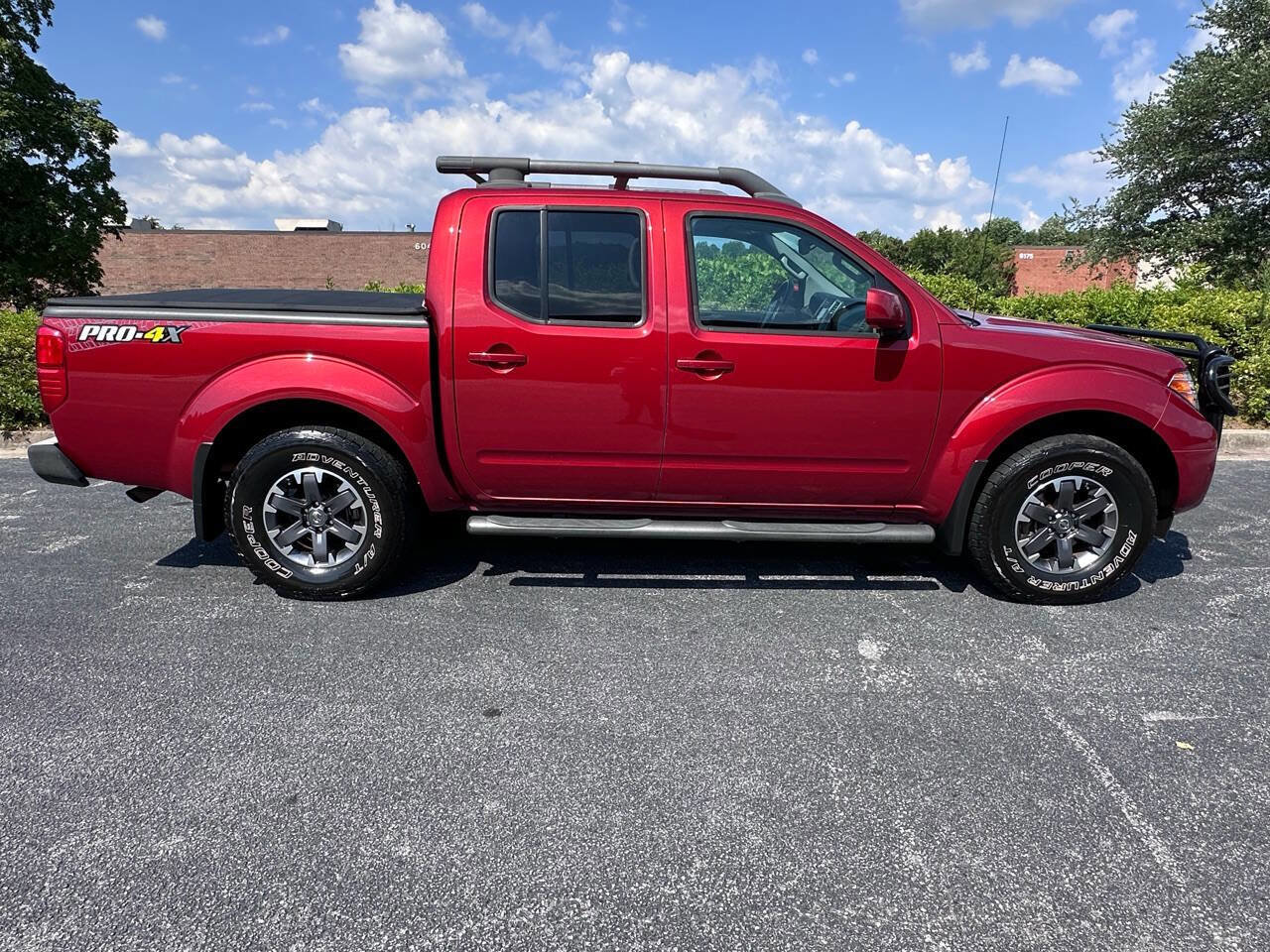 Used 2015 Nissan Frontier PRO-4X w/ Pro-4x Luxury Package image 5