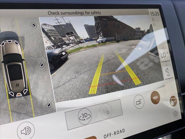 Used 2025 Land Rover Range Rover Long Wheelbase SE image 14