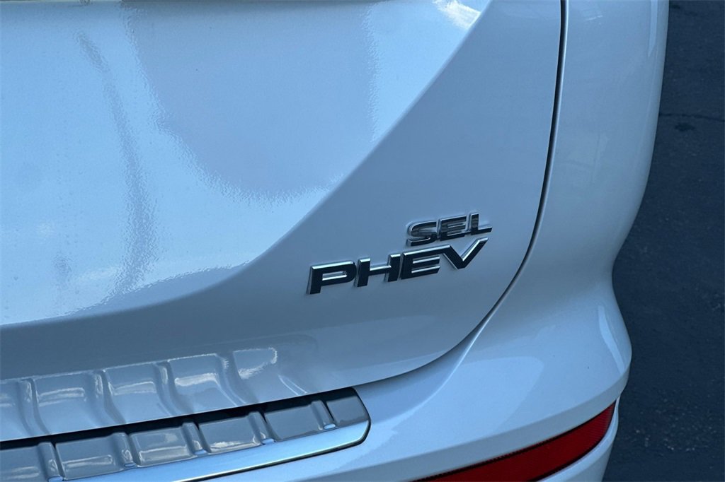 New 2025 Mitsubishi Outlander SEL image 26