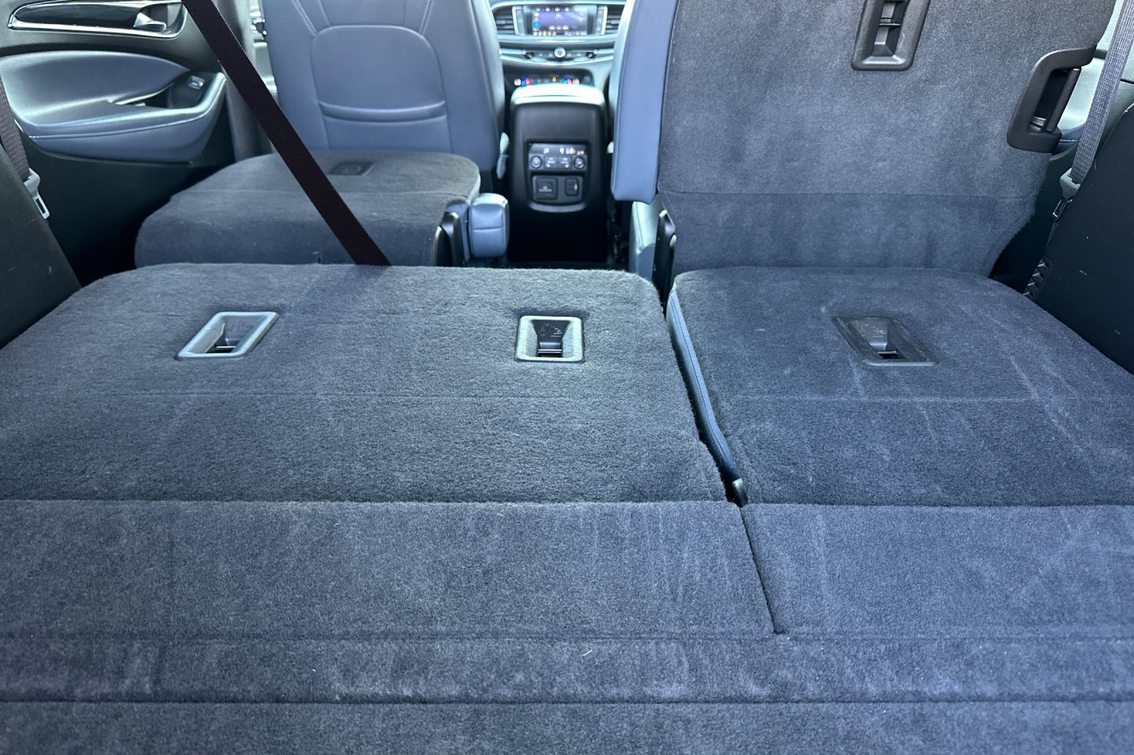 Used 2024 Buick Enclave Premium image 17