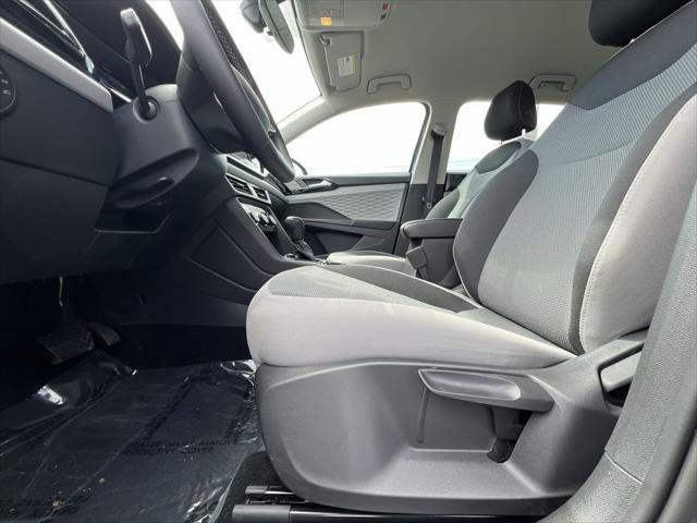 Certified 2023 Volkswagen Taos S image 12