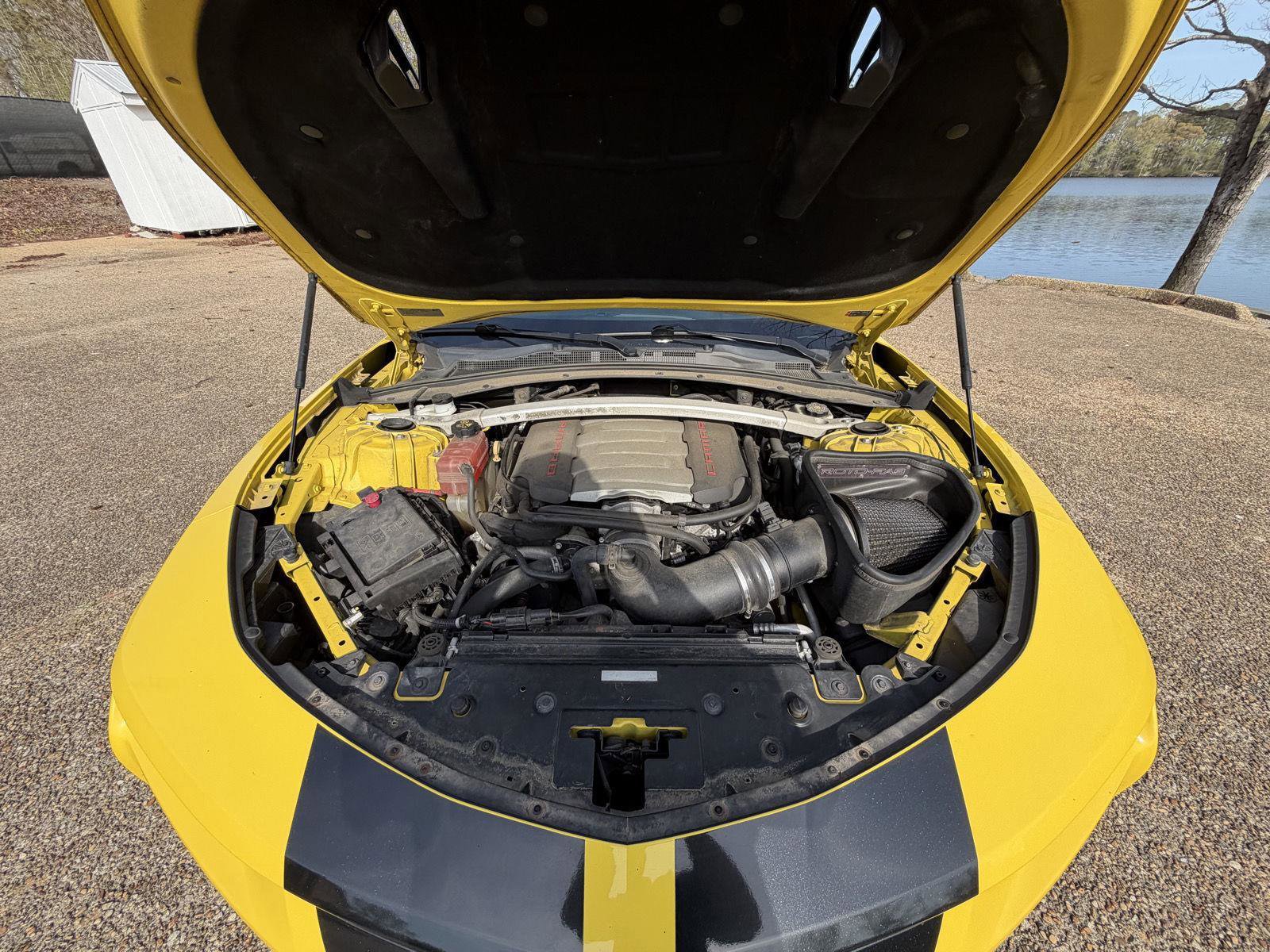 Used 2016 Chevrolet Camaro SS image 21