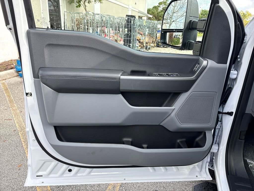 New 2026 Ford F250 XL w/ STX Appearance Package AWD/4WD image 24