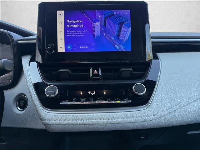 Used 2023 Toyota Corolla SE w/ Carpet Mat Package (TMS) image 16