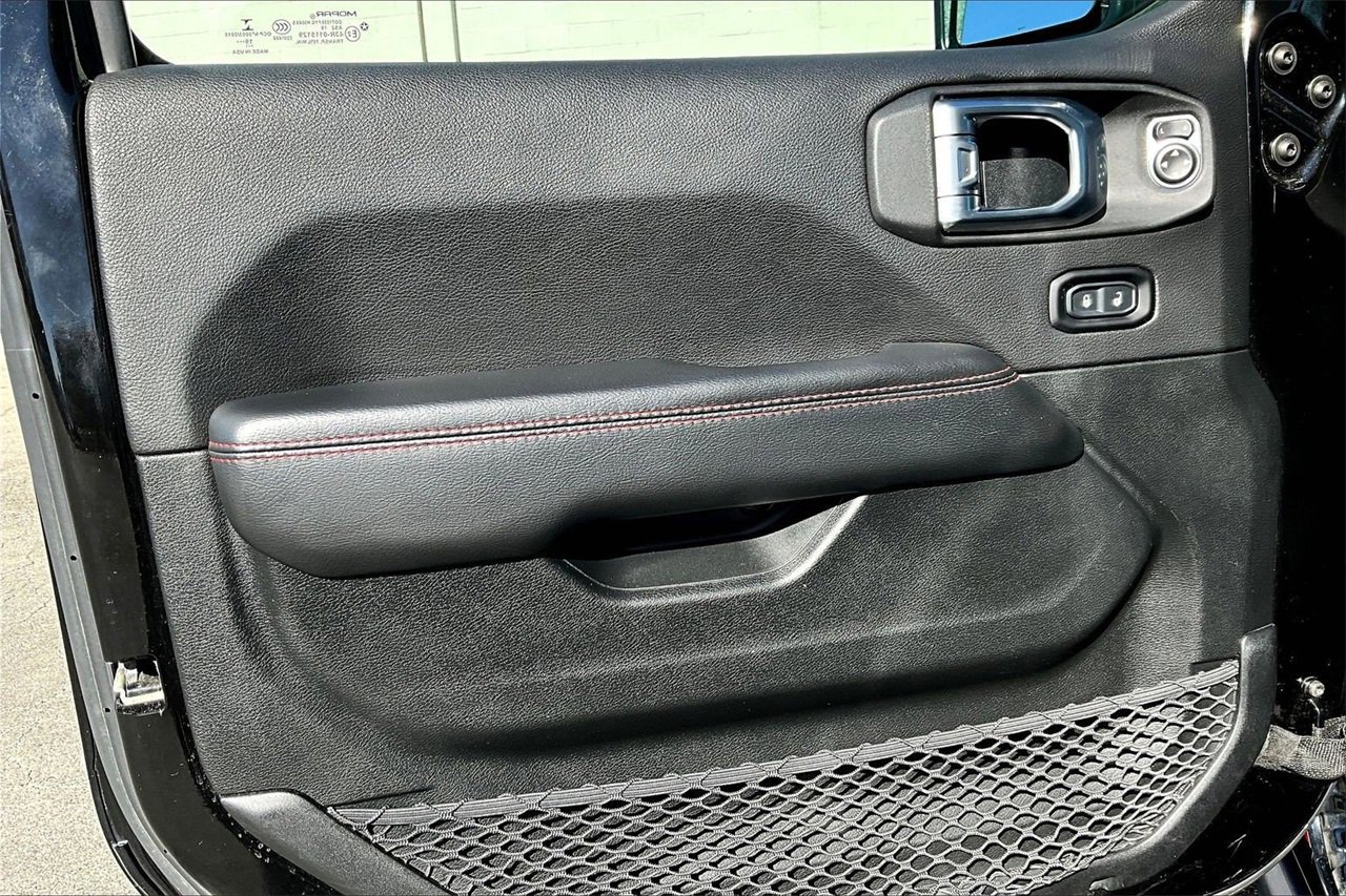 Used 2020 Jeep Gladiator Rubicon image 25